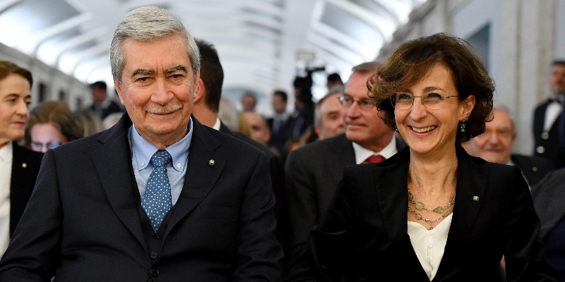 Mario Morelli, nuovo presidente della Corte Costituzionale, l'8 marzo 2018 con Marta Cartabia che ha ricoperto il ruolo prima di lui
(ANSA/ETTORE FERRARI)