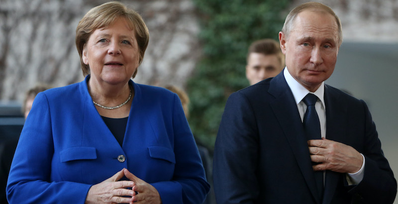 La cancelliera tedesca Angela Merkel e il presidente russo Vladimir Putin (Adam Berry/Getty Images)