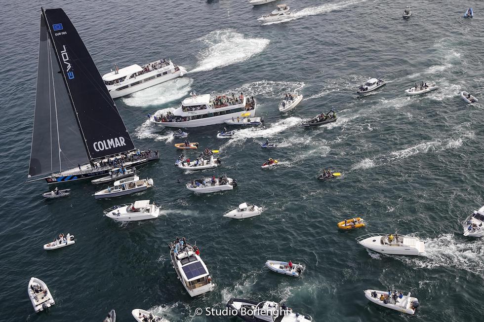 La regata della Barcolana a Trieste è stata annullata per la prima volta