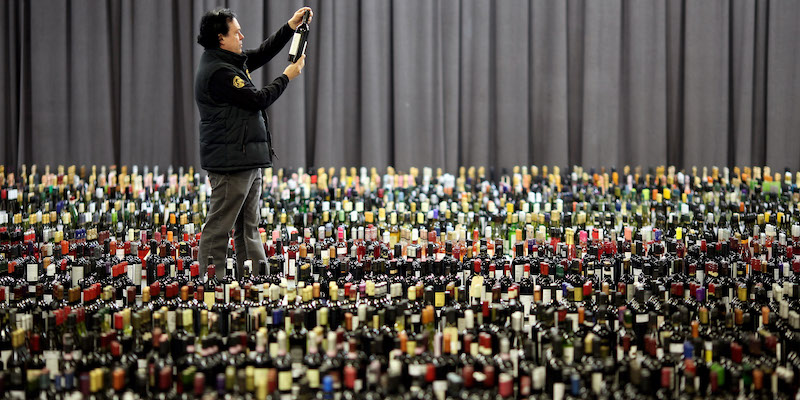 Un giudice dell'International Wine Challenge di Londra nel 2010. (Dan Kitwood/Getty Images)