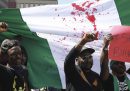 In Nigeria la polizia ha sparato sui manifestanti: almeno 12 persone sarebbero morte