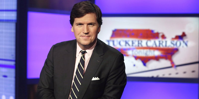 Tucker Carlson, uno dei principali e più controversi presentatori di Fox News. (AP Photo/Richard Drew, File)
