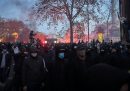 Le manifestazioni in Francia contro la legge sulla sicurezza