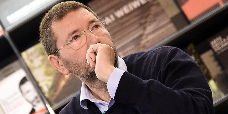 Ignazio Marino durante la presentazione del suo libro "Un marziano a Roma", Roma, 31 marzo 2016 (ANSA/CLAUDIO ONORATI)