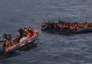 Almeno 74 persone sono morte in un naufragio nel Mediterraneo, al largo della Libia