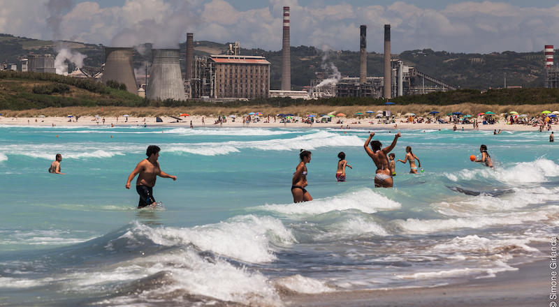 La spiaggia di Rosignano Solvay, foto dell'utente Flickr 
Simone Girlanda