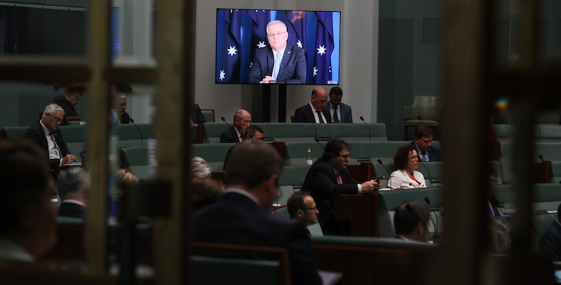 Il primo ministro australiano Scott Morrison in collegamento con il Parlamento. (Alex Ellinghausen)