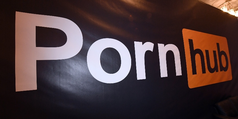 34 donne hanno fatto causa al noto sito porno Pornhub per la pubblicazione di video senza il loro consenso
