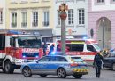 Un’auto ha investito alcuni passanti a Treviri, in Germania