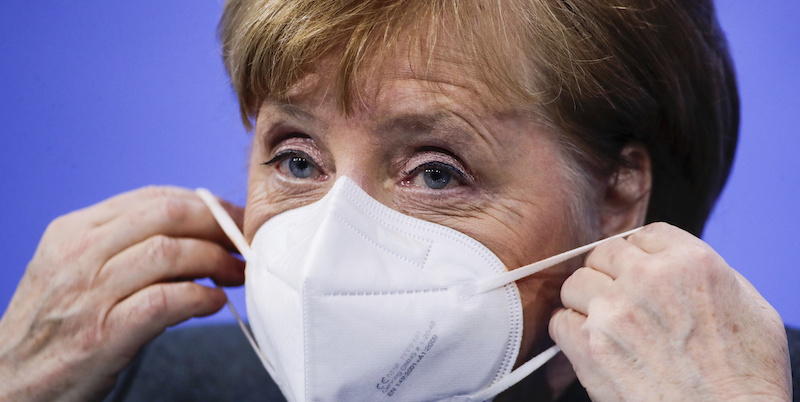 La cancelliera tedesca Angela Merkel (Hannibal Hanschke/Pool via AP, LaPresse)