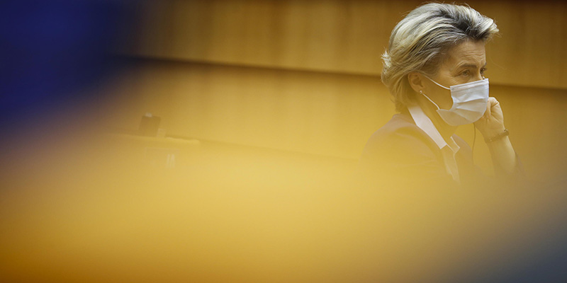 Ursula von der Leyen, Bruxelles, 20 gennaaio 2021 (EPA/FRANCISCO SECO / POOL)