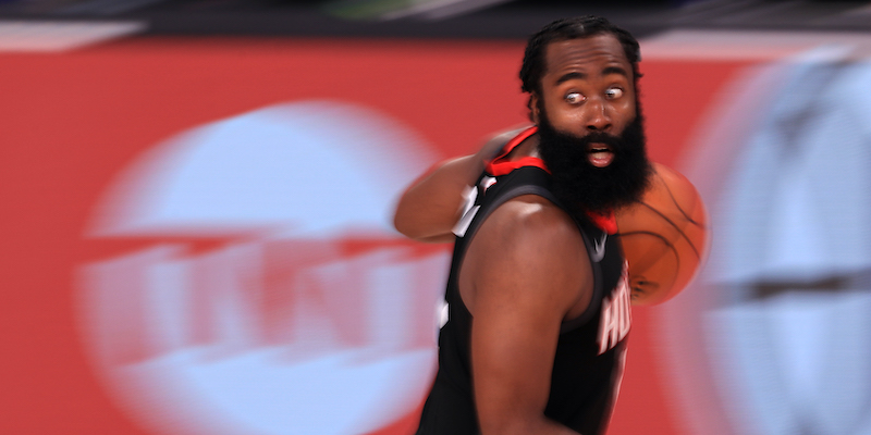 James Harden con gli Houston Rockets (Mike Ehrmann/Getty Images)