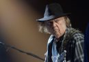 Neil Young ha venduto la metà dei diritti delle sue canzoni a un fondo d'investimento