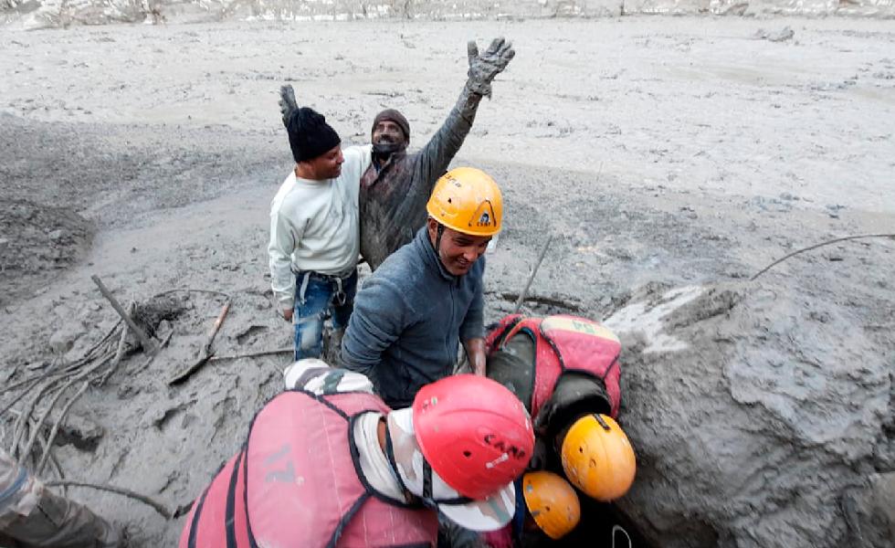 Ci sono circa 200 dispersi a causa di un'inondazione nel nord dell'India
