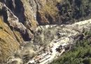 Nello stato dello Uttarakhand, in India, si è rotta una diga che ha provocato una grande alluvione: ci sono almeno 8 morti