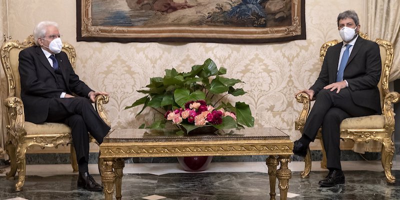 Il presidente della Camera Roberto Fico a colloquio con il presidente della Repubblica Sergio Mattarella, il 2 febbraio 2021 (Ufficio stampa del Quirinale)