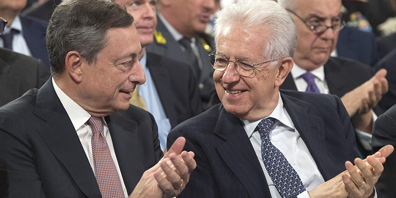 Mario Draghi e Mario Monti alla sede della Banca d'Italia, Roma, 31 maggio 2017 (ANSA/CLAUDIO PERI)