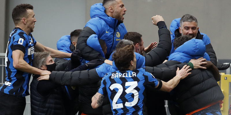 L'Inter dopo il gol di Romelu Lukaku al Milan (AP Photo/Antonio Calanni)