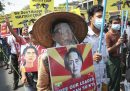 Un tribunale del Myanmar ha presentato nuove accuse contro la leader Aung San Suu Kyi