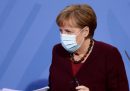 Per Angela Merkel è in corso "una nuova pandemia"