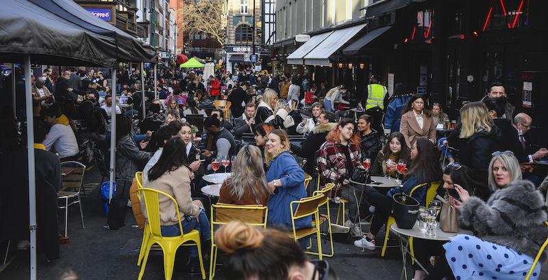 Soho, Londra, 12 aprile
(AP Photo/Alberto Pezzali)