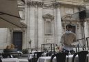 Le foto del primo giorno di riaperture in Italia