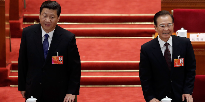 Wen Jiabao, a destra, e Xi Jinping nel 2013 (Lintao Zhang/Getty Images)