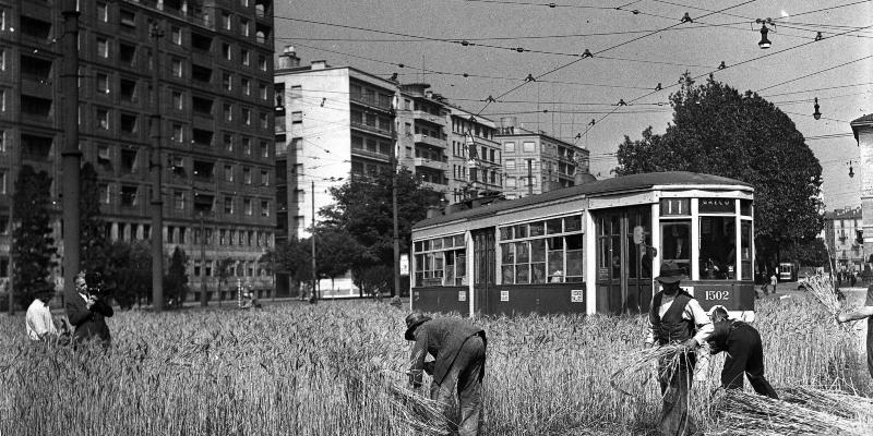Milano, 1943
(LaPresse, Publifoto)