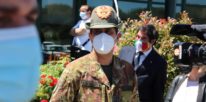 Il generale Francesco Paolo Figliuolo in visita a in Umbria (ANSA/BASILETTI)