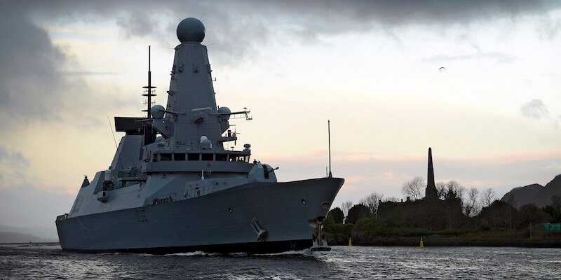 La HMS Defender (CPOA/Thomas McDonald/Wikimedia Commons)