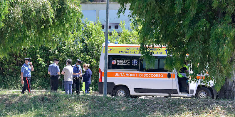 Un uomo ha ucciso un anziano e due bambini ad Ardea, a sud di Roma