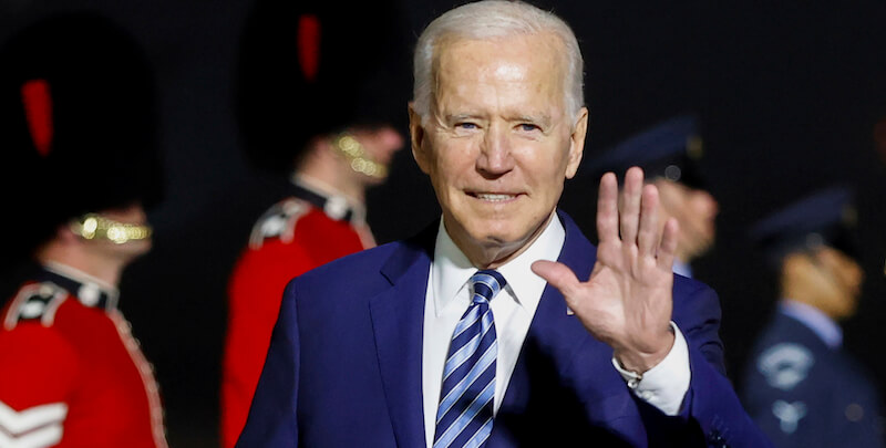 Il presidente degli Stati Uniti Joe Biden al suo arrivo nel Regno Unito (Phil Noble/PA Wire)