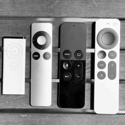 I telecomandi delle mie Apple Tv – Foto © Antonio Dini