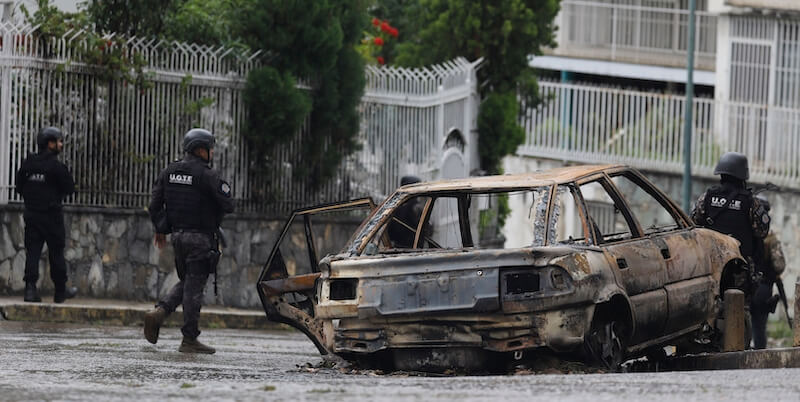 A Caracas, in Venezuela, sono morte 26 persone in scontri tra la polizia e membri di gruppi criminali