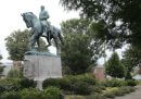 La controversa statua del generale Lee a Charlottesville, in Virginia, verrà rimossa