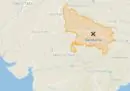 Un camion ha travolto un autobus che era fermo per un guasto vicino a Barabanki, nel nord dell'India: ci sono almeno 18 morti e 30 feriti