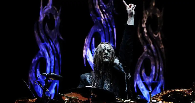 Joey Jordison durante un concerto a Sydney, in Australia, nel 2008 (Lisa Maree Williams/ Getty Images)