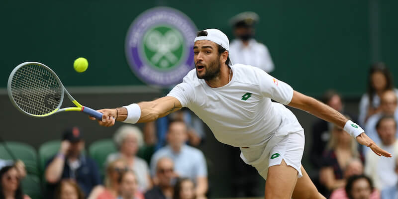 Matteo Berrettini nella semifinale di Wimbledon contro Hubert Hurkacz (Mike Hewitt/Getty Images)