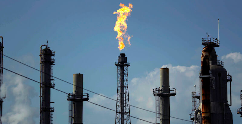 Perché l’OPEC litiga sul prezzo del petrolio