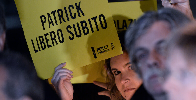 Una manifestazione per la liberazione di Patrick Zaki a Roma nel febbraio del 2020 (Fabio Cimaglia / LaPresse)