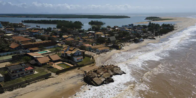 La cittadina brasiliana che potrebbe scomparire per l'avanzata del mare