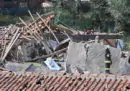 È crollata una palazzina nella periferia di Torino: è morto un bambino e i vigili del fuoco stanno cercando eventuali dispersi