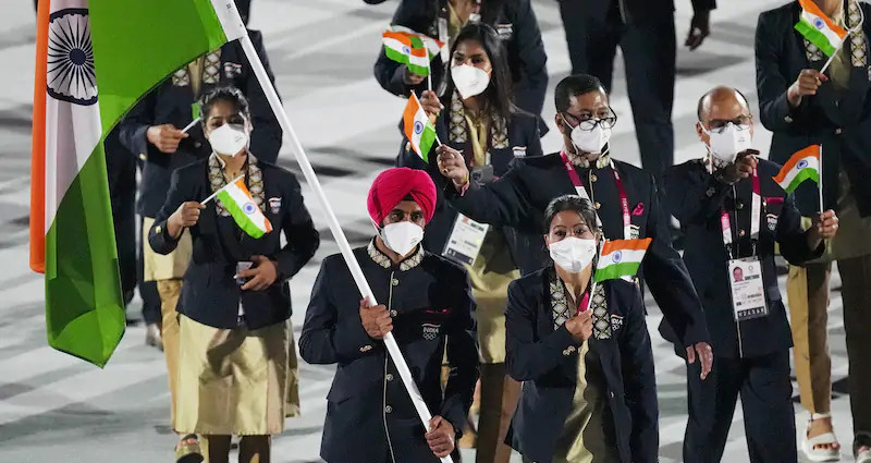 La delegazione indiana alla cerimonia di apertura dei Giochi Olimpici di Tokyo, lo scorso 23 luglio. (AP Photo/ David J. Phillip)
