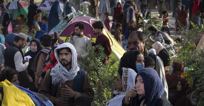 Un campo profughi fuori Kabul, il 10 agosto (Paula Bronstein /Getty Images)