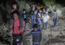 “Remain in Mexico”, il controverso programma di Trump sull'immigrazione, dovrà essere ripristinato, ha detto la Corte Suprema statunitense