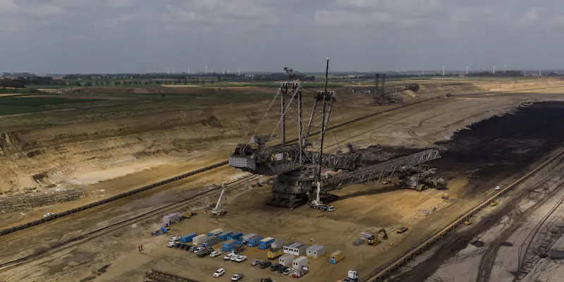 In Germania saranno demolite due cittadine per espandere una miniera di carbone