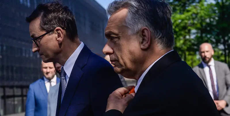Il primo ministro polacco Mateusz Morawiecki e il primo ministro ungherese Viktor Orban, Katowice, 30 giugno 2021 (Omar Marques/Getty Images)
