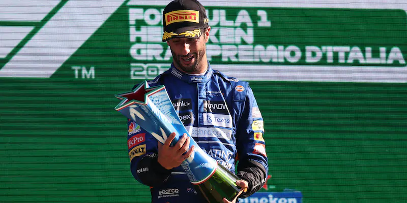 Daniel Ricciardo sul podio a Monza (Lars Baron/Getty Images)