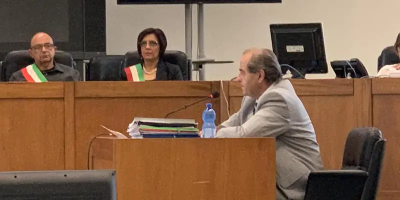 L'ex magistrato Antonio Di Pietro testimonia al processo d'appello per la “trattativa Stato-mafia” (ANSA / Lara Sirignano)
