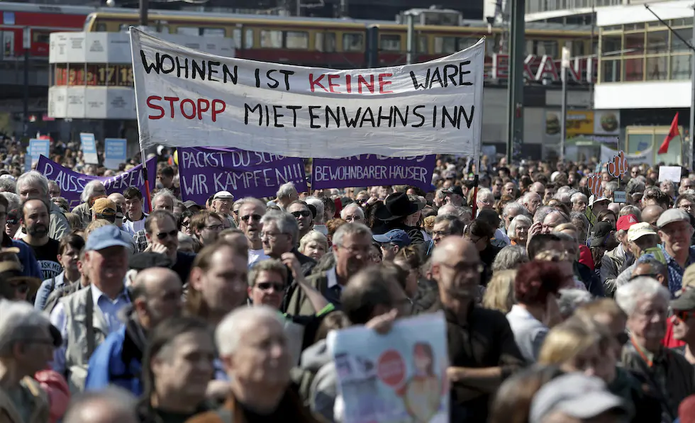 protesta rincaro affitti berlino